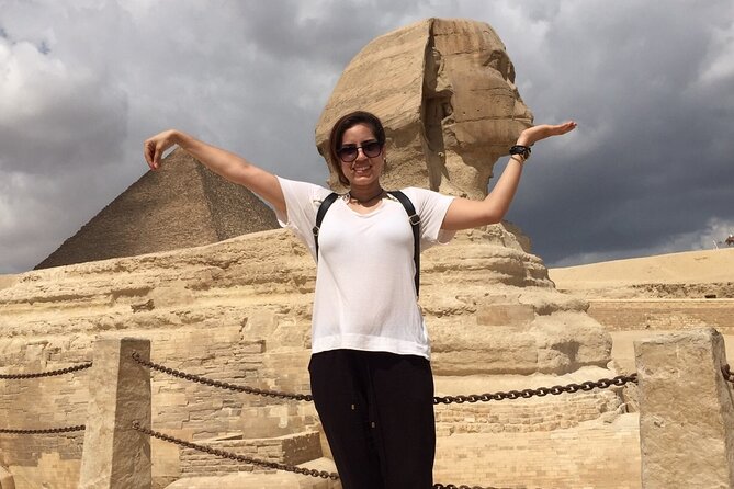 Half day Guided tour to Giza pyramids Sphinx with 1 Hour Camel ride - Khufu’s Great Pyramid: seeing the main attraction without losing the thread
