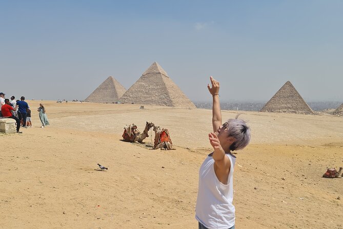 Half Day private guided tour Giza Pyramids,Sphinx,lunch,camel rid - Shopping stops that can be useful, or time-sinky