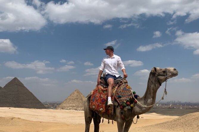 Half Day private guided tour Giza Pyramids,Sphinx,lunch,camel rid - Great Sphinx and the Valley Temple, what to notice in 30 minutes