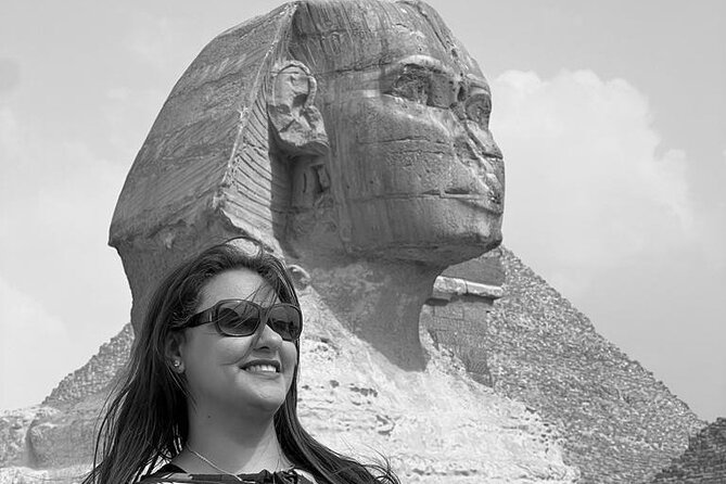 Half day to the Pyramids ( Miracle of the World ) - A Set Stop for Papyrus, Gold, and Souvenirs