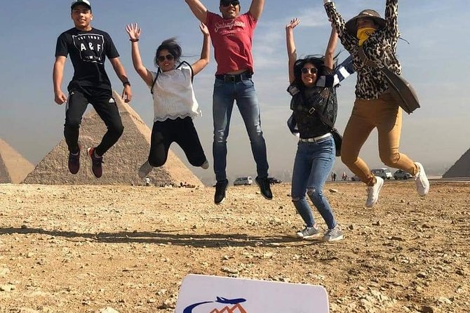 Half Day Tour to Giza Pyramids and Sphinx from Cairo - Mummification temple and the queens pyramids: the context that adds meaning