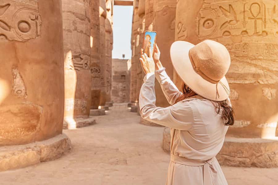 Hurghada: 2-Day Luxor Highlights & Hot Air Balloon & Hotel - Meals in Luxor: Lunch Included, Dinner on Day One