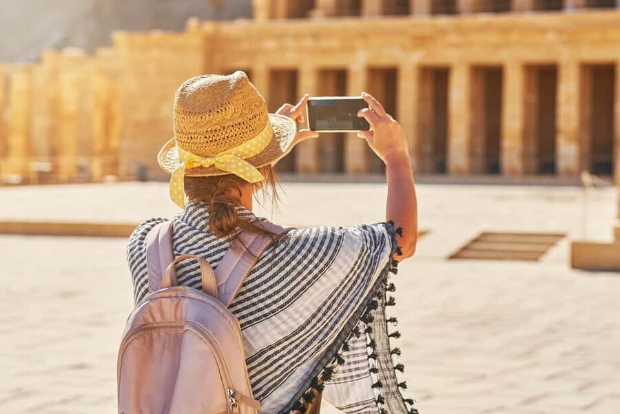 Hurghada: 2-Day Luxor Tour with Hotel, Balloon, & Nile Boat - Luxor Temple with pillars and the option for light-and-sound