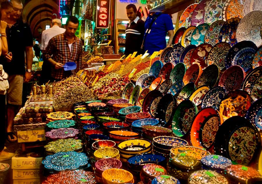 Hurghada: 3-Hour Private Shopping Tour with Guide - Hurghada shopping, but with a human plan