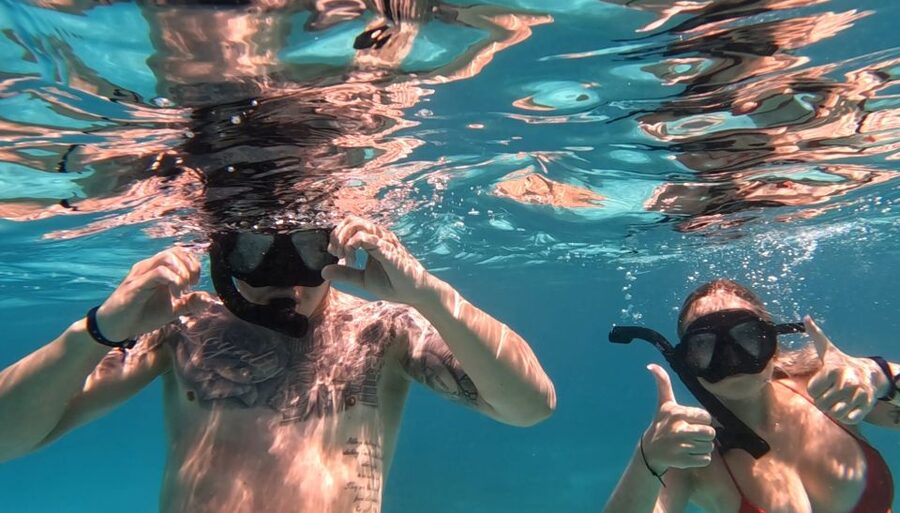Hurghada: 3-Island Speedboat, Dolphin Watching & Snorkeling - Snorkeling setup and what to expect in the water
