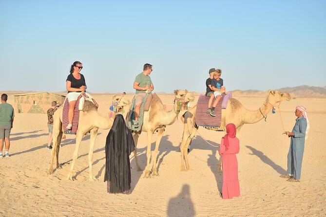 Hurghada: 4x4 Jeep Safari, Starwatching, Camel Ride & Dinner - BBQ buffet dinner with set menu items and nonalcoholic drinks