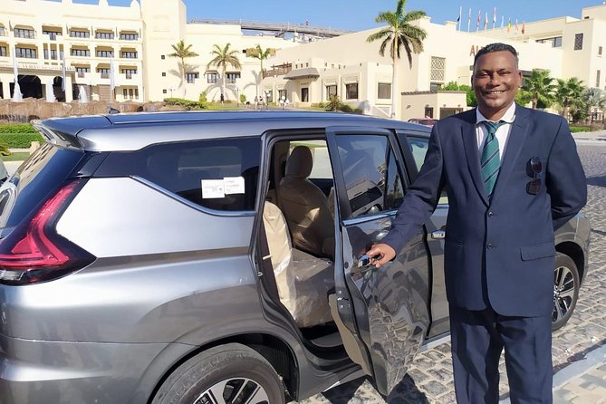 Hurghada Airport Transfer & Fast Track (Price Offered Per Car) - When your flight changes: the communication test