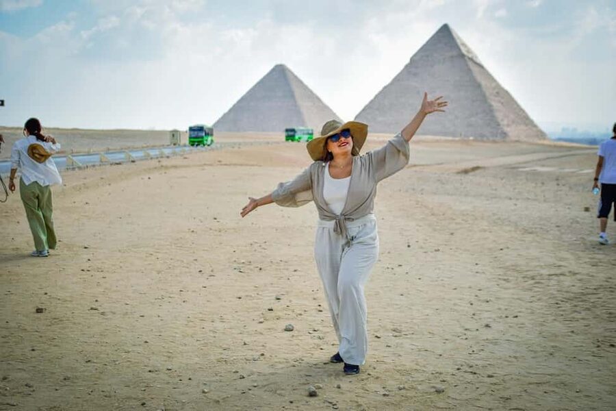 Hurghada: Cairo Pyramids, Sphinx & Egyptian Museum Day Trip - Key things I’d bet you’ll notice