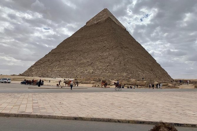 Hurghada Cairo visiting the pyramids one day by bus - Hurghada to Cairo by bus, what that long day really means