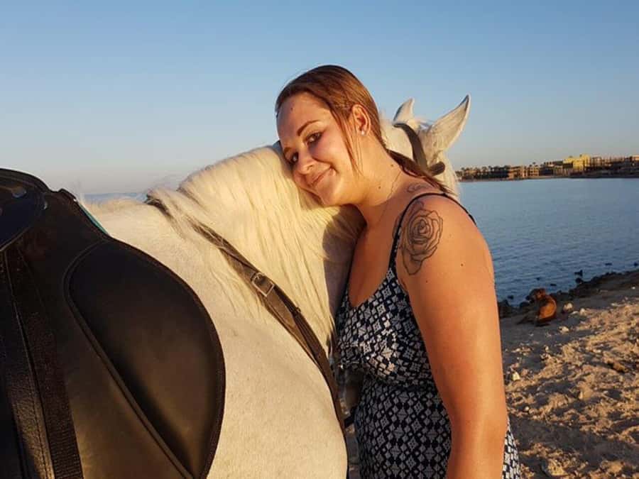 Hurghada: Desert and Sea Horseback Riding Tour with Transfer - Price and value: why $50 can be a good deal