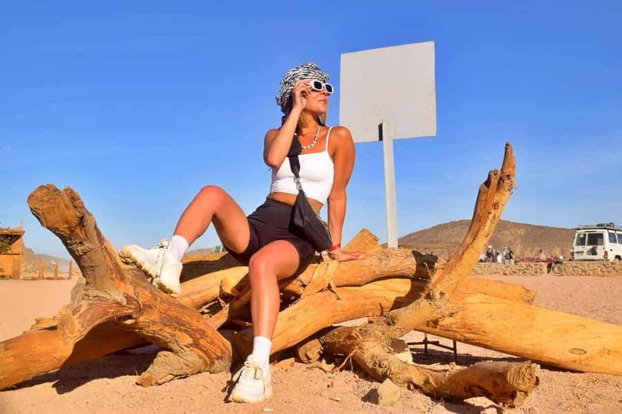 Hurghada: Desert Quad, Bedouin Village, and Camel Ride Tour - The optional BBQ dinner and traditional dance show in Hurghada