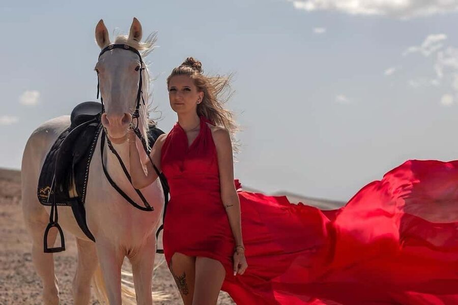 Hurghada: Desert & Sea Horse Riding with + 360° Photos - Desert Riding Along Scenic Trails (And Sea-Edge Views)