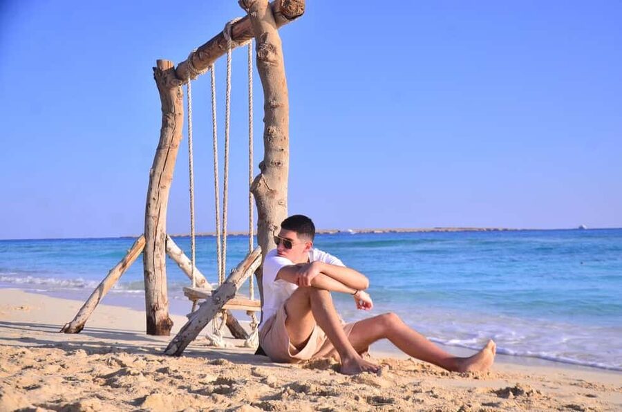 Hurghada: Eden Island Day Trip with Water Sports and Lunch - Lunch onboard, simple but important