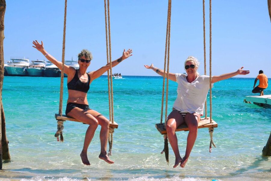 Hurghada:Eden Island Full-Day Trip with Water sports & Lunch - Lunch on board: buffet food, included drinks, and what to watch for