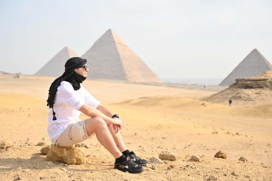 Hurghada: Giza Pyramids, Sphinx, Museum & Old Souq Day Trip - Key highlights worth clocking