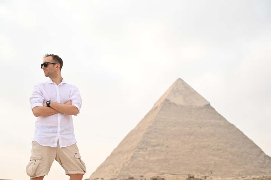 Hurghada: Giza Pyramids, Sphinx, Museum & Old Souq Day Trip - Price and value: what $63 really buys you