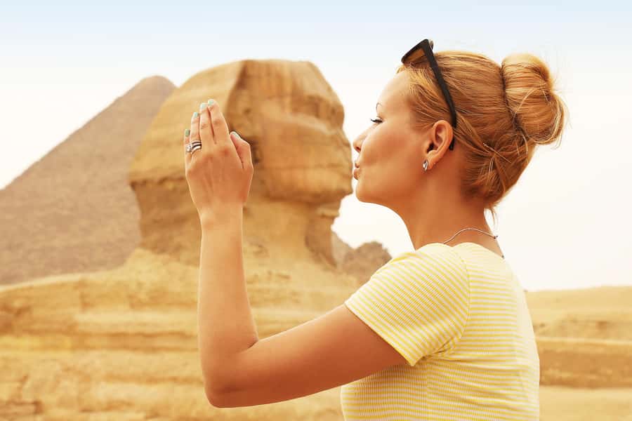 Hurghada: Giza Pyramids, Sphinx, Museum & Old Souq Day Trip - Ticket timing and entry lines: why your guide matters