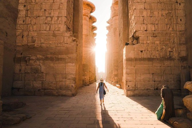 Hurghada: Luxor, Karnak, Hatshepsut and Valley of the Kings - Colossi of Memnon: Two Giants and a Lot of Atmosphere