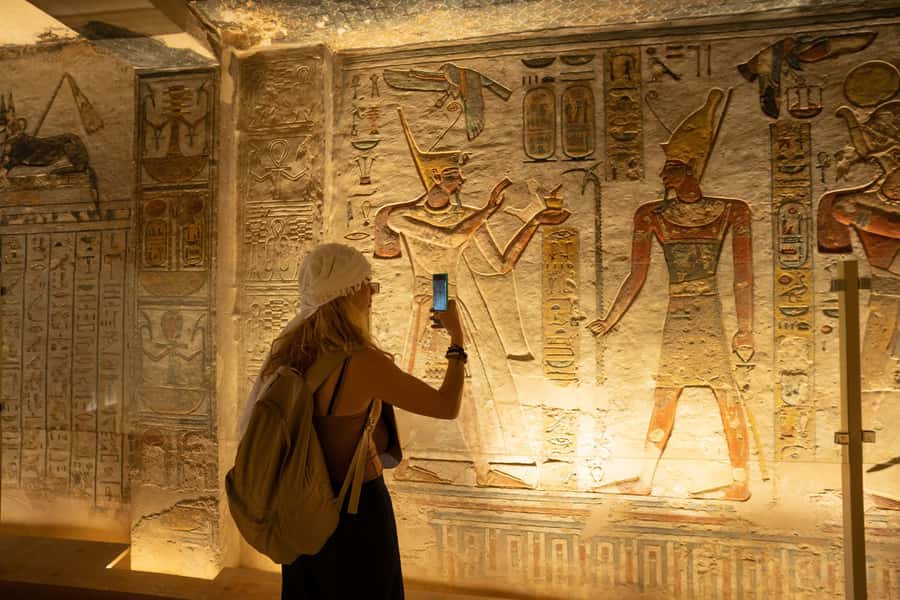 Hurghada: Luxor Tour with Valley of Kings, Karnak & Tut Tomb - Karnak Temple with an Egyptologist, where the columns finally make sense