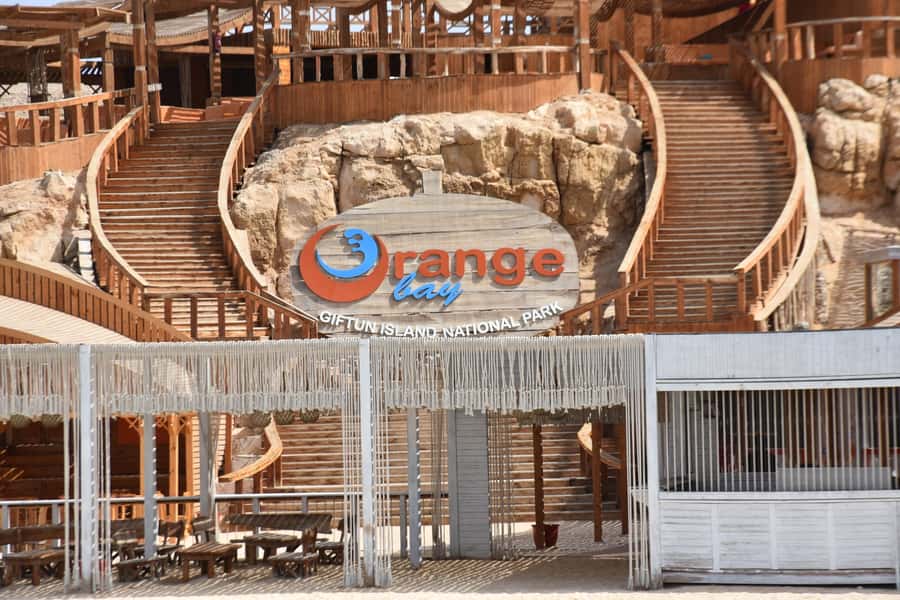 Hurghada:Luxury Diving & Snorkeling inc/Island/Lunch/Massage - Banana Boat Ride and Deck Time: Fun, Then Recovery
