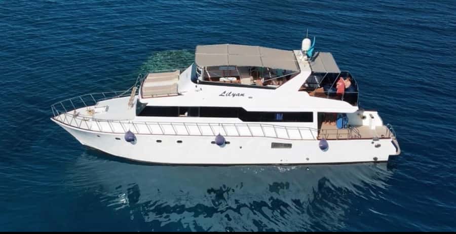 Hurghada: Luxury Yacht Trip with Personal Crew and Chef - Your Own Yacht Day in Hurghada, Built Around Sunset