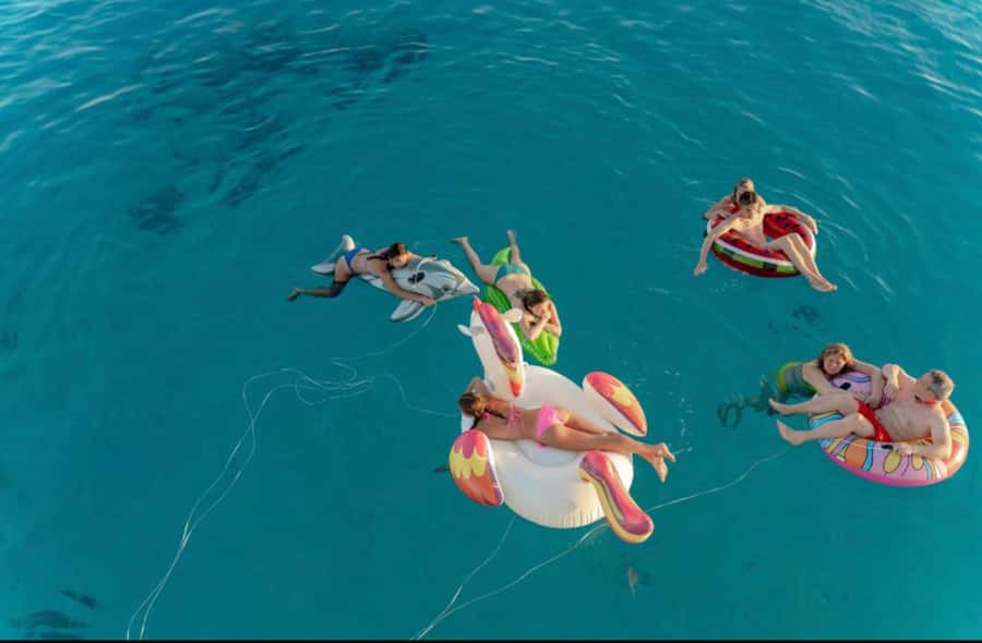Hurghada: Luxury Yacht Trip with Personal Crew and Chef - Getting There: Palm Royal Marina and a Smooth Start
