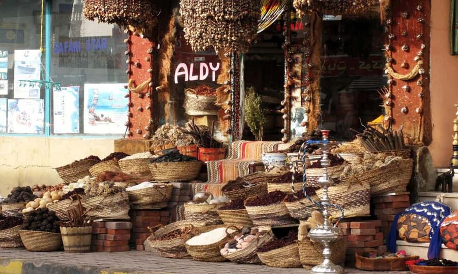Hurghada: Morning or Sunset Sights Guided Tour with Shopping - Bazaar Time: Souvenirs, Crowds, and How to Handle It