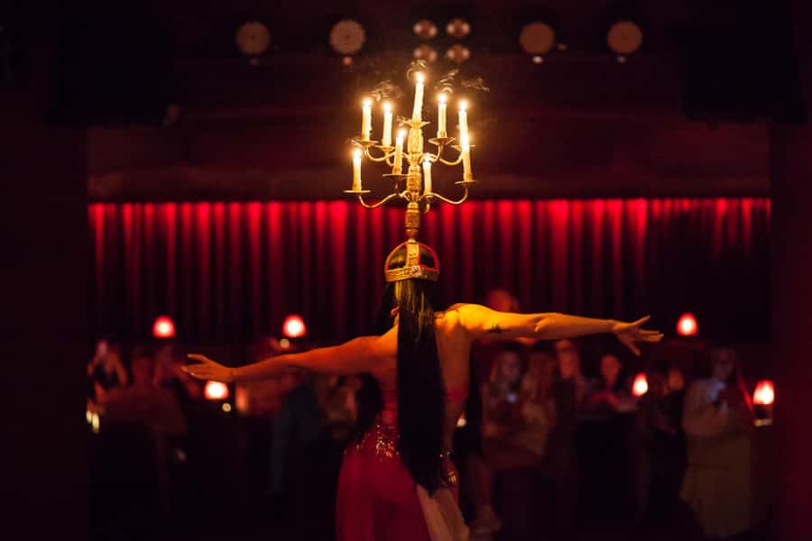 Hurghada: Naz Cabaret ticket with beverages - Naz Cabaret, the Bookcase Door Experience