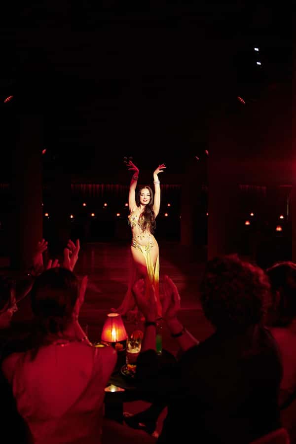 Hurghada: Naz Cabaret ticket with beverages - Should You Book Naz Cabaret in Hurghada?