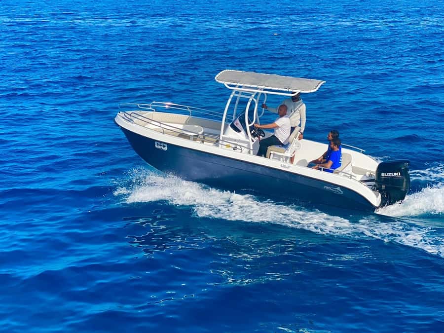 Hurghada: Orange Bay Dolphin Watching, Snorkeling & Lunch - Snorkeling at Two Spots Around Giftun: How the Underwater Time Works