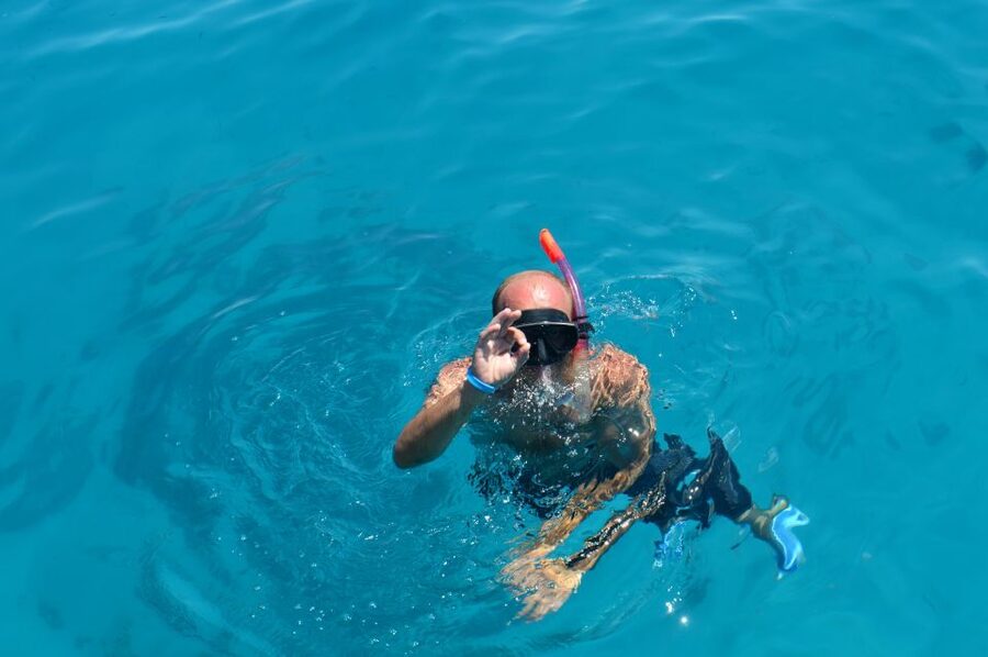 Hurghada: Orange Bay Snorkeling with Lunch & Optional Diving - Lunch on the Yacht vs Snacks on the Speedboat