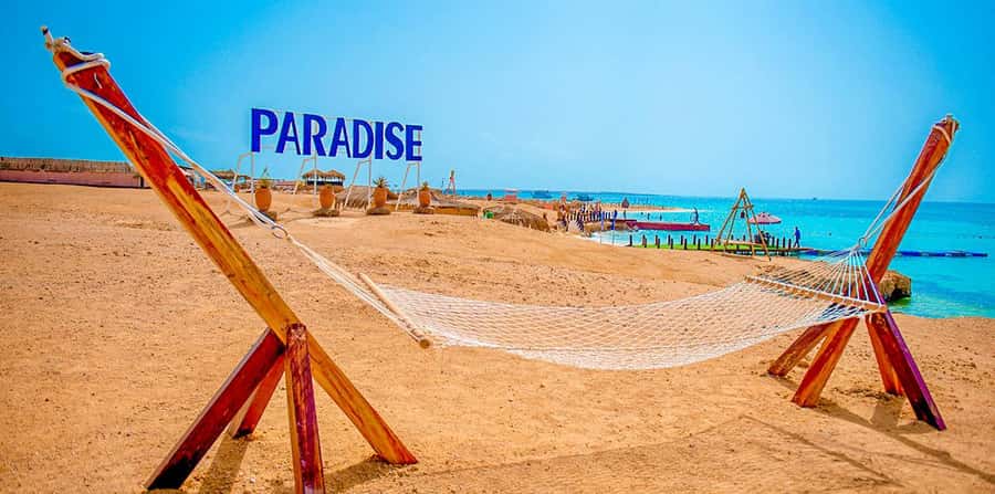 Hurghada: Paradise Island Yacht Cruise, Lunch & Snorkeling - On the water: snorkeling gear, safety support, and what you’ll feel
