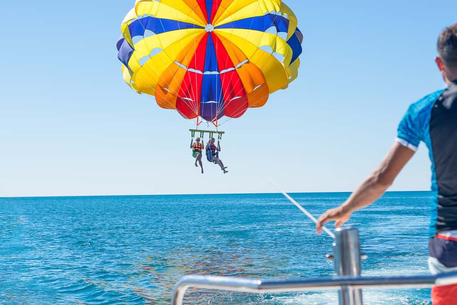 Hurghada: Parasailing Adventure on the Red Sea - Boarding the Parasailing Boat: Small Group, Big Atmosphere