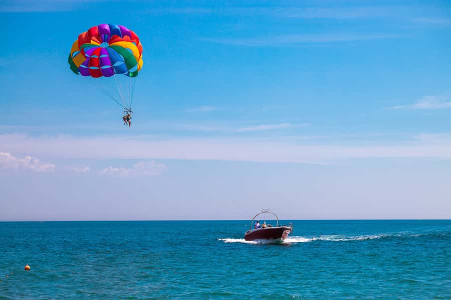 Hurghada: Parasailing Adventure on the Red Sea - What You See Over the Red Sea and Hurghada Desert