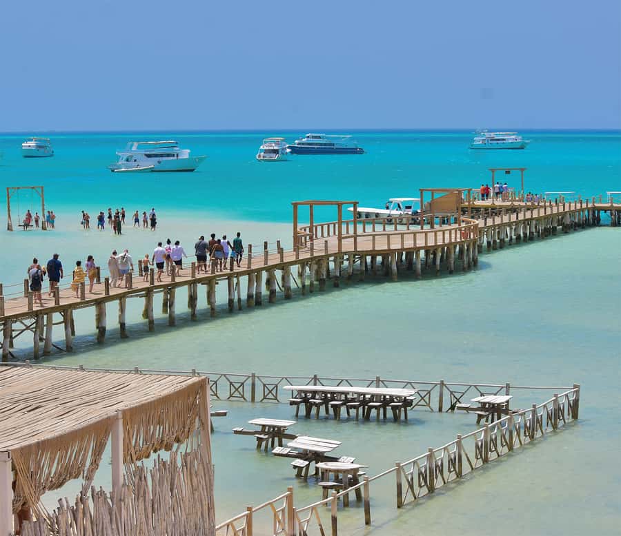 Hurghada: Premium Orange Island Cruise with Lunch & Transfer - Orange Island: the white sand, shallow water, and 2 hours that go fast