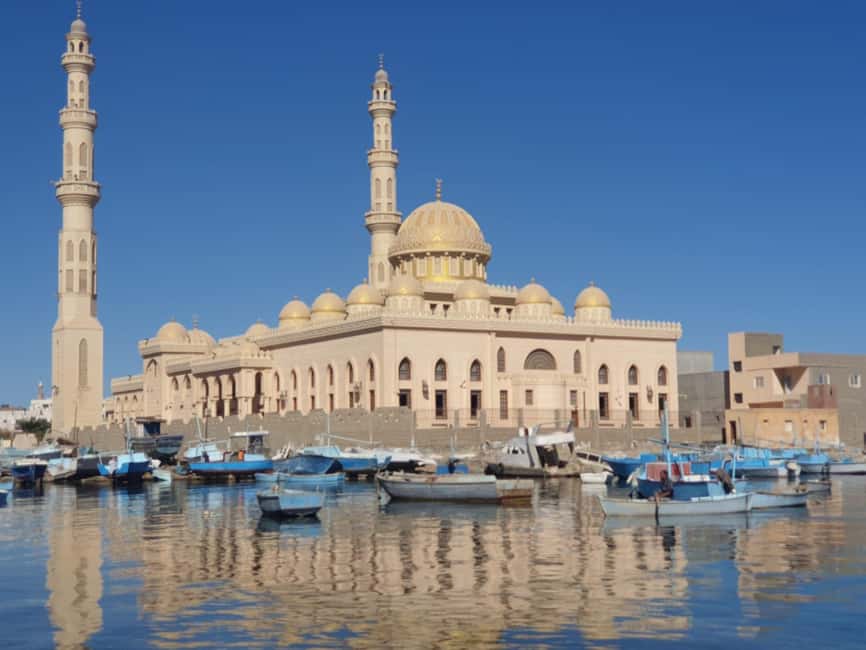 Hurghada: Private or Shared City Tour with Guide & Shopping - The route that makes sense, El Mina Mosque to the marina promenade