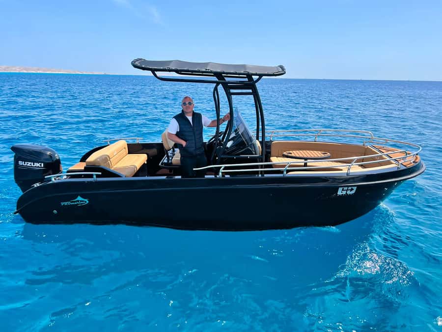 Hurghada: Private Speedboat Adventure with Snacks & Pick-up - Pickup and meeting: don’t let it eat your morning