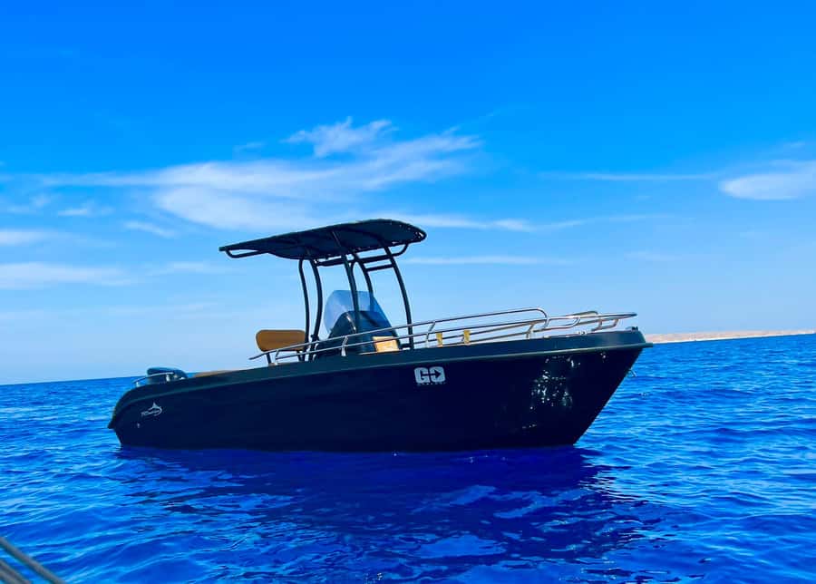 Hurghada: Private Speedboat Adventure with Snacks & Pick-up - The 5-minute fly-over add-on for a sky view