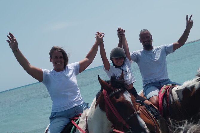 Hurghada: Red Sea & Desert Horse Riding Tour with Swimming - At the Stable: Orientation, Helmets, and Meeting Your Horse