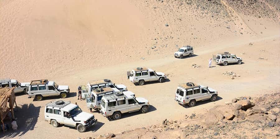 Hurghada: Safari Jeep, Buggy, Camel, Quad, Bedouin Dinner - The 4WD Jeep Safari, Where the Helmet Feels Like a Good Idea