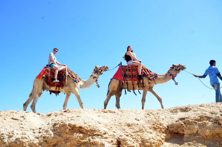 Hurghada: Sea & Desert Camel Ride w/Dinner, Show, Stargazing - Key things I’d bet you will notice fast