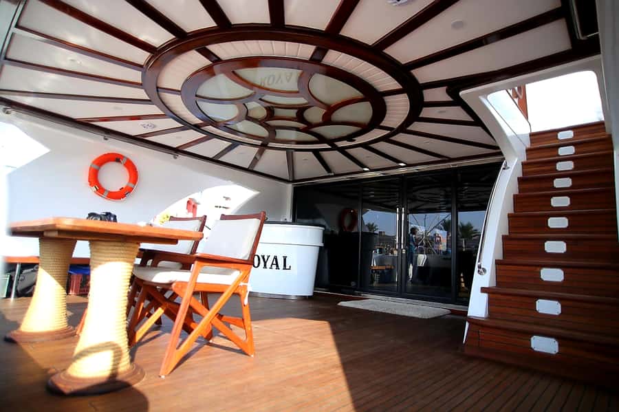 Hurghada: Snorkeling 6 x 1 to Orange Bay w Diving & Massage - Massage on the ocean: a real reset, not a gimmick