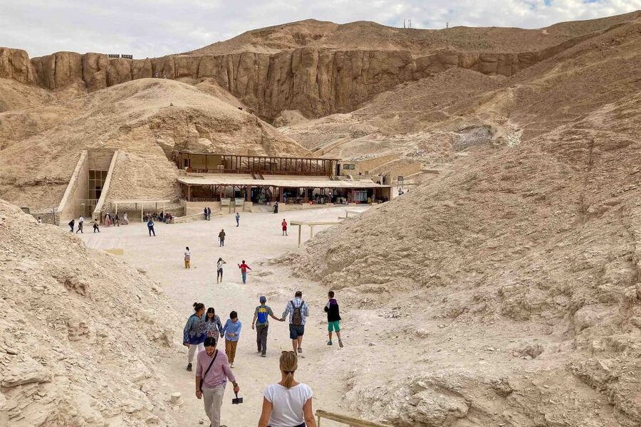 Hurghada: Valley of Kings Hatshepsut & Karnak Luxor Day Trip - Ramses tomb selection: why it might vary