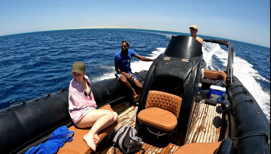Hurghada: White Island Speedboat Tour, Snorkeling, & Lunch - What to bring and what can trip you up