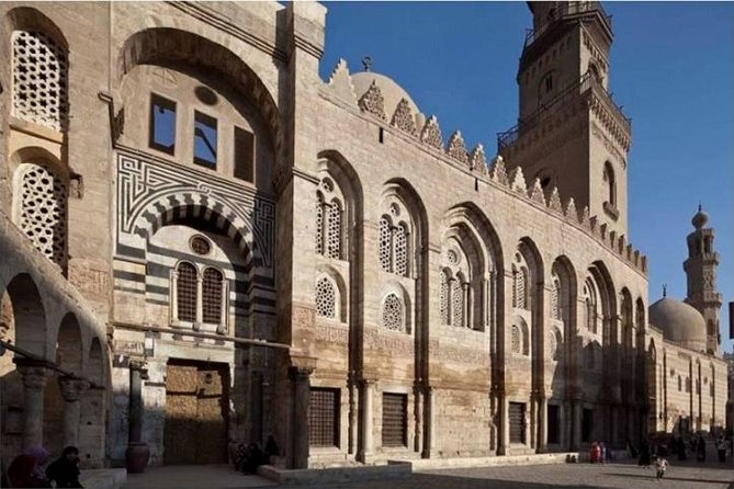 Islamic Cairo Walking Tour: Khan el Khalili, Al-Azhar Mosque - Entering through Bab el Fotouh, and reading Al Muizz Street as you walk