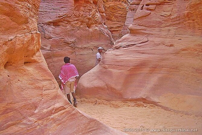 Jeep Safari To Canyon Salama And Dahab Tour From Sharm El Sheikh - Dahab city shopping: the easy walk-through, not a deep cultural immersion