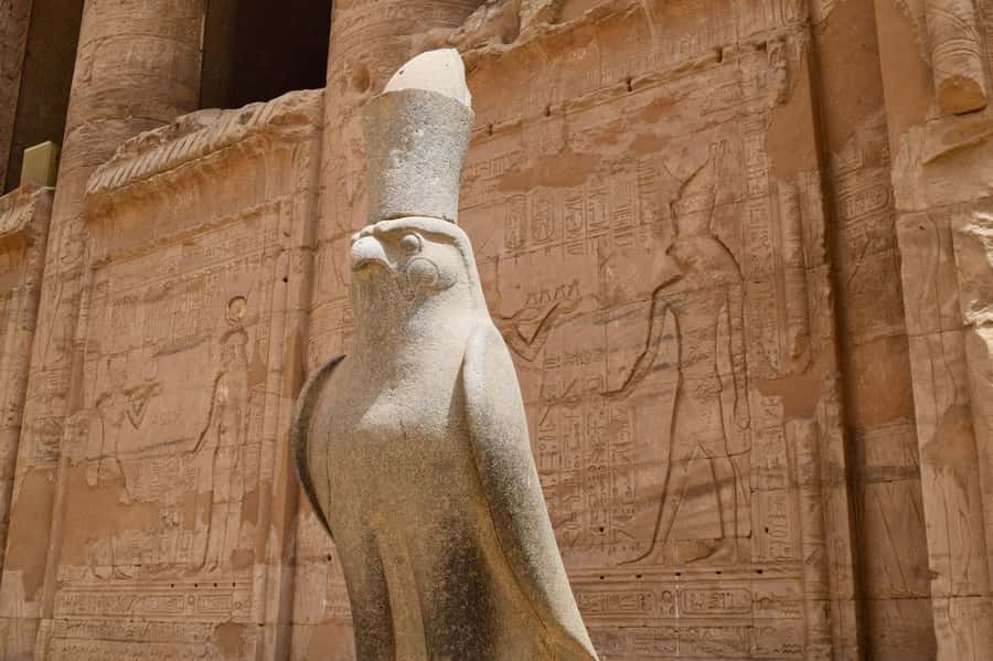 Luxor: 4 Days Nile Cruise with Guided Tours & Abu Simbel - Hatshepsut and the Valley of the Kings, why a guided start helps