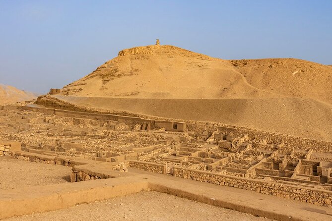 Luxor Day Tour: Explore Valley of Kings, Queens, Hatshepsut& More - Colossi of Memnon, a 30-minute reset at the statues