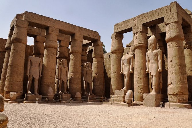 Luxor Day Tour from Hurghada - Lunch in Luxor at the provider’s home: the day’s smartest break