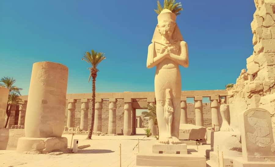 Luxor Day Trip from Hurghada Small Group & Tutankhamun Tomb - Karnak Temple: Avenue of Sphinxes, Columns, and Hieroglyph Stops